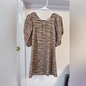 FINAL PRICE Christopher Deane Bubble Sleeve Shift Dress